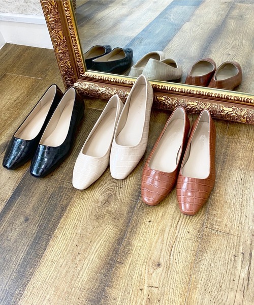 archives（アルシーヴ）の「クロコ調スクエアパンプス（パンプス・レディース・ブラック/ベージュ/ブラウン・MEDIUM/LARGE）」の6枚目の写真