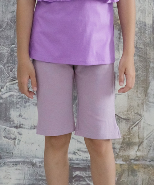 Bee des Bee（ビーデスビー）の「ストレッチハーフパンツ（その他パンツ・キッズ・パープル/ライトピンク/ブラウン/ベージュ/ブルー/ライトグレー/ホワイト/ミント/チャコール/ブラック/スモークグレー/ダークグリーン/エンジ/ライトインディゴブルー/ライトパープル/カーキ/ラベンダー/サーモンピンク/グリーン・100cm/110cm/120cm/130cm/140cm/150cm）」の15枚目の写真