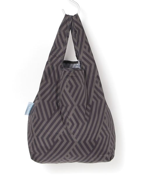 KIND BAG（カインドバッグ）の「〈KIND BAG/カインドバッグ〉プラスチック再生エコバッグ mini（エコバッグ/サブバッグ・レディース・ネイビー/ブラック×ホワイト/ブラック×グレー/グリーン/マルチ/カラフル/コーラル/グリーン×オレンジ/ブラック系その他/ライトブラウン/ブルーグリーン/ブラック/ライトブルー/パープル/ダークグリーン・ONE SIZE）」の3枚目の写真