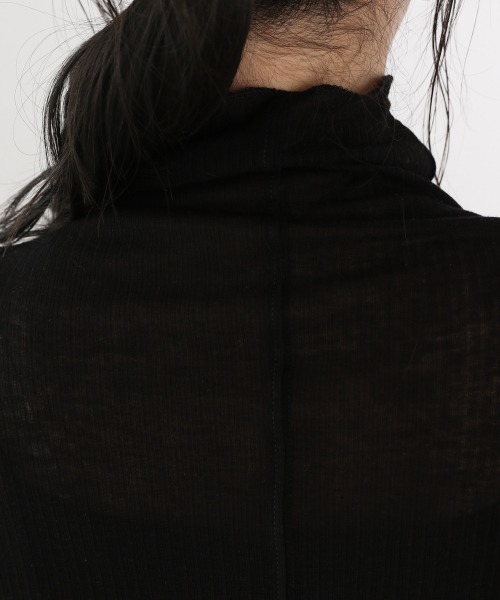 LOWRYS FARM(ローリーズファーム)の「シアータートルLS 895475(Tシャツ/カットソー・レディース・ブラック/イエロー/グリーン/アイボリー・FREE)」の8枚目の写真