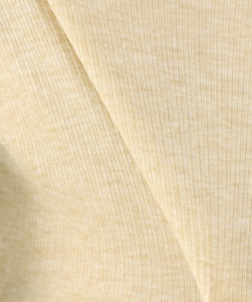 LOWRYS FARM(ローリーズファーム)の「シアータートルLS 895475(Tシャツ/カットソー・レディース・ブラック/イエロー/グリーン/アイボリー・FREE)」の11枚目の写真