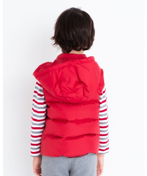 BeBe（ベベ）の「BeBe/ espoir シリコン プリント フード取り外し リバーシブル ダウン ベスト (90～150㎝)（ダウンベスト・キッズ・レッド/ブラック・90/110/140/100/120/150/130）」の5枚目の写真