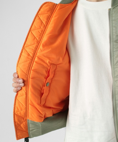 ALPHA_(アルファ)の「【ALPHA INDUSTRIES/アルファ インダストリーズ】MA-1 CORE SPEC フライトジャケット(MA-1・メンズ・グリーン/サンドベージュ/ブラック/チャコールグレー/シルバーグレー/カモフラージュ/ダークネイビー/ブラウン・M/L/XL)」の15枚目の写真