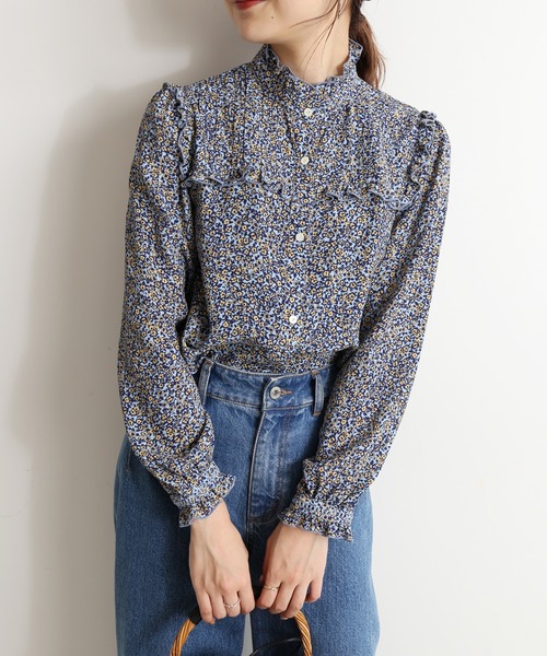 プリムラフラワープリントピンタックブラウス【手洗い可能】◇（シャツ