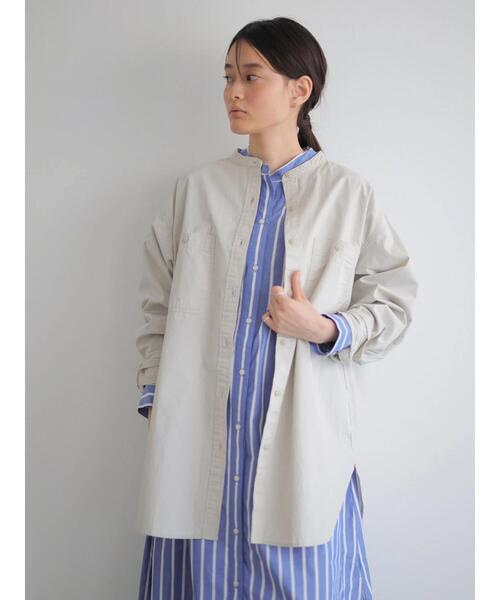 AMERICAN HOLIC（アメリカンホリック）の「スタンドカラー両ポケットシャツ（シャツ/ブラウス・レディース・ライトグレー/カーキ・MEDIUM/LARGE）」の15枚目の写真