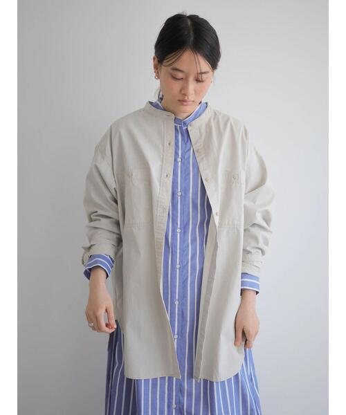 AMERICAN HOLIC（アメリカンホリック）の「スタンドカラー両ポケットシャツ（シャツ/ブラウス・レディース・ライトグレー/カーキ・MEDIUM/LARGE）」の16枚目の写真