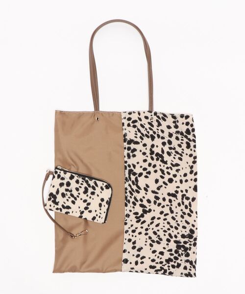 Te chichi(テチチ)の「サテンバンダナ柄トートバッグ(トートバッグ・レディース・カーキ/ブルー/ベージュ・フリ-)」の2枚目の写真