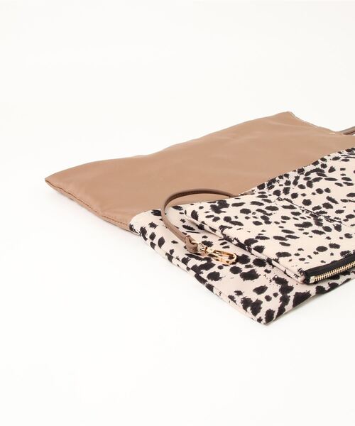 Te chichi(テチチ)の「サテンバンダナ柄トートバッグ(トートバッグ・レディース・カーキ/ブルー/ベージュ・フリ-)」の6枚目の写真