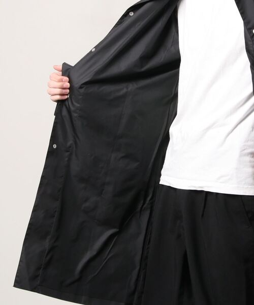 Maison Kitsune（メゾンキツネ）の「HOODED COAT（ナイロンジャケット