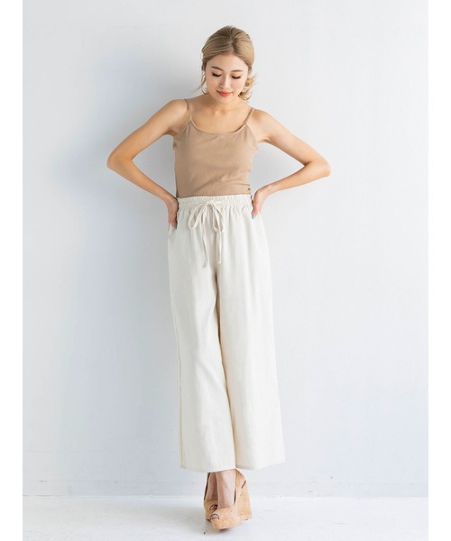 DURAS（デュラス）の「パット付リブキャミトップス（キャミソール・レディース・アイボリー/ブラック/ベージュ・FREE）」の3枚目の写真