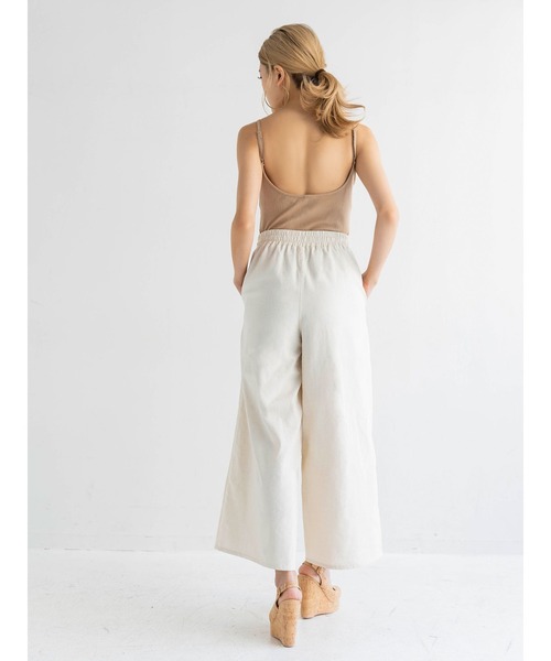 DURAS（デュラス）の「パット付リブキャミトップス（キャミソール・レディース・アイボリー/ブラック/ベージュ・FREE）」の9枚目の写真