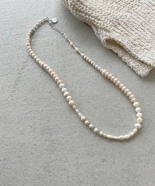 CANAL JEAN（キャナルジーン）の「Pt(ピーティー) パールネックレス（ネックレス・レディース・ホワイト・ONE SIZE）」の3枚目の写真