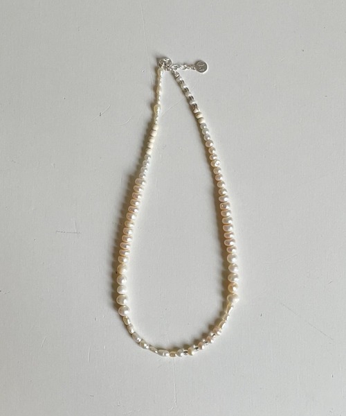 CANAL JEAN（キャナルジーン）の「Pt(ピーティー) パールネックレス（ネックレス・レディース・ホワイト・ONE SIZE）」の2枚目の写真