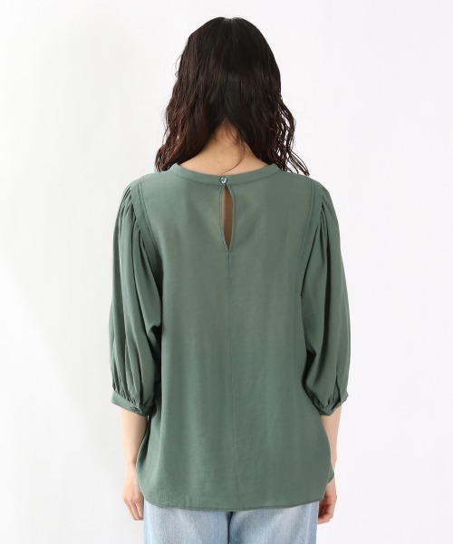 LOWRYS FARM（ローリーズファーム）の「コンパクトブラウス６Ｓ　939619（シャツ/ブラウス・レディース・ブラック/ベージュ/グリーン・FREE）」の4枚目の写真