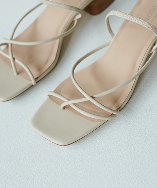 DISCOAT（ディスコート）の「クロスストラップサンダル（サンダル・レディース・ブラック/アイボリー・MEDIUM/LARGE）」の10枚目の写真