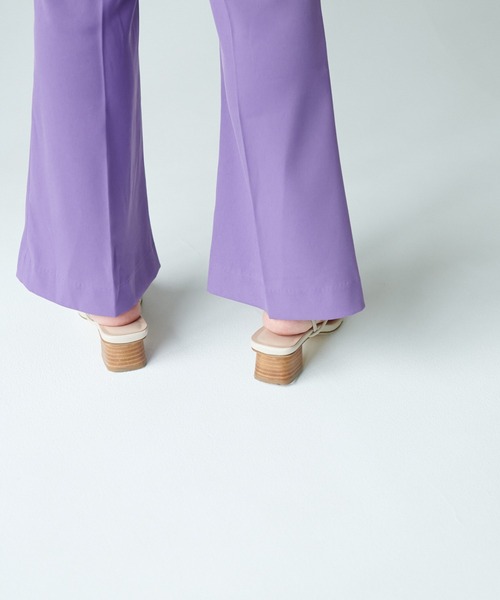 DISCOAT（ディスコート）の「クロスストラップサンダル（サンダル・レディース・ブラック/アイボリー・MEDIUM/LARGE）」の11枚目の写真