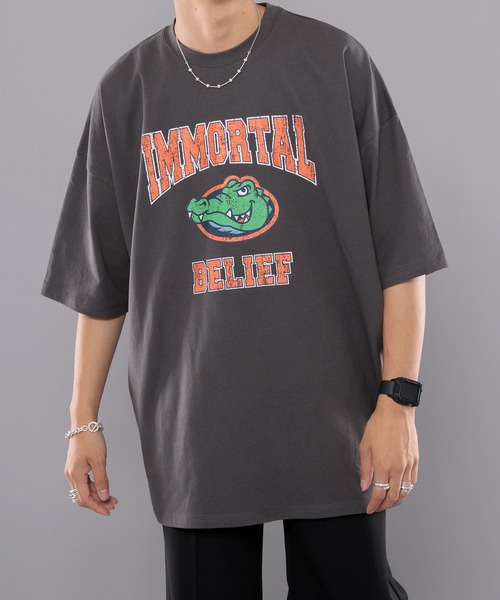 kutir（クティール）の「ワニカレッジビッグTシャツ（Tシャツ/カットソー・メンズ・チャコールグレー/オフホワイト/グリーン・MEDIUM/LARGE）」の13枚目の写真