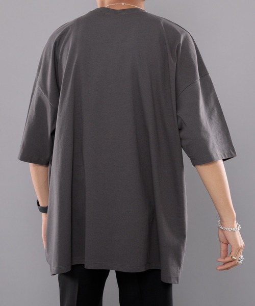 kutir（クティール）の「ワニカレッジビッグTシャツ（Tシャツ/カットソー・メンズ・チャコールグレー/オフホワイト/グリーン・MEDIUM/LARGE）」の17枚目の写真