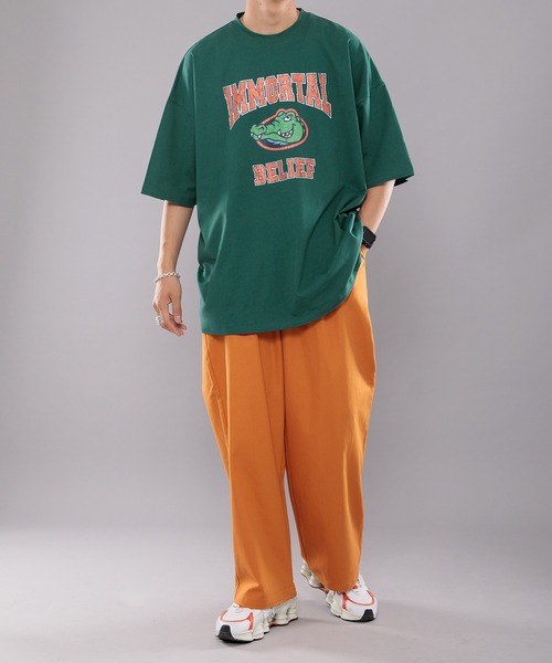 kutir（クティール）の「ワニカレッジビッグTシャツ（Tシャツ/カットソー・メンズ・チャコールグレー/オフホワイト/グリーン・MEDIUM/LARGE）」の6枚目の写真