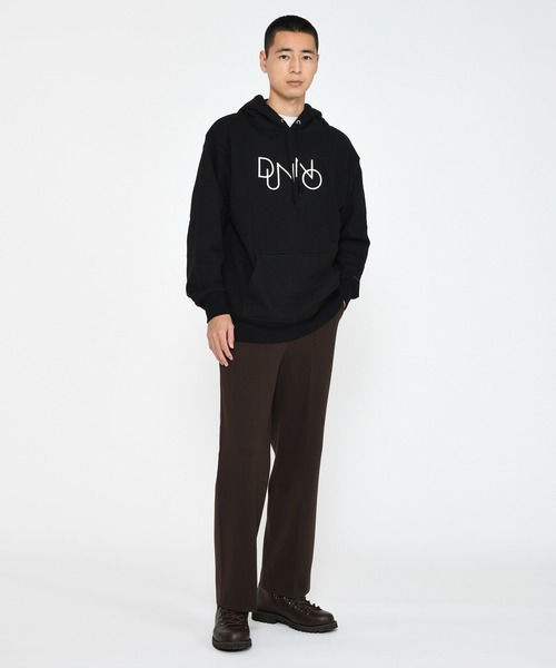 Dunno(ドノウ)の「DUNNO / ロゴプリントパーカー《ESTNATION EXCLUSIVE》(パーカー・メンズ・ブラック・MEDIUM/LARGE/X-LARGE)」の4枚目の写真