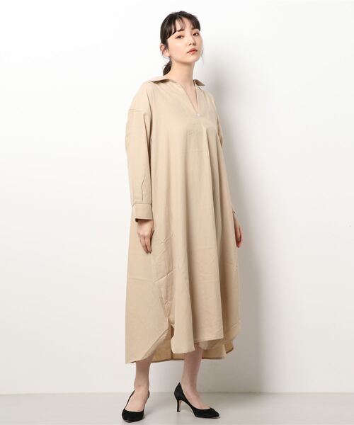 Samansa Mos2 blue（サマンサモスモスブルー）の「フラットカラーシャツワンピース（シャツワンピース・レディース・ベージュ/チャコール/パープル・ﾌﾘ-）」の4枚目の写真