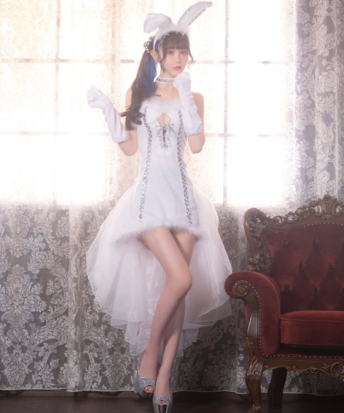 セール】バニー ガールコスプレ衣装フロントスピンドル