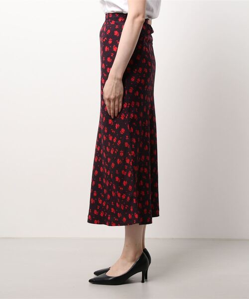 epine（エピヌ）の「dot flower straight long skirt（スカート・レディース・ブラック/ブラウン・FREE）」の4枚目の写真