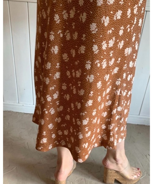 epine（エピヌ）の「dot flower straight long skirt（スカート・レディース・ブラック/ブラウン・FREE）」の7枚目の写真