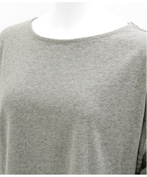 Alluge(アルージュ)の「ジャガードギャザースリーブT(Tシャツ/カットソー・レディース・グレー・FREE)」の2枚目の写真