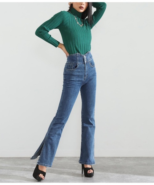 LATINA（ラティーナ）の「ハイウエスト超ストレッチサイドスリットフレアデニムパンツ（デニムパンツ・レディース・ブルー/ブラック・L/XL/M/S）」の12枚目の写真