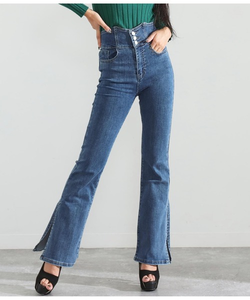 LATINA（ラティーナ）の「ハイウエスト超ストレッチサイドスリットフレアデニムパンツ（デニムパンツ・レディース・ブルー/ブラック・L/XL/M/S）」の17枚目の写真