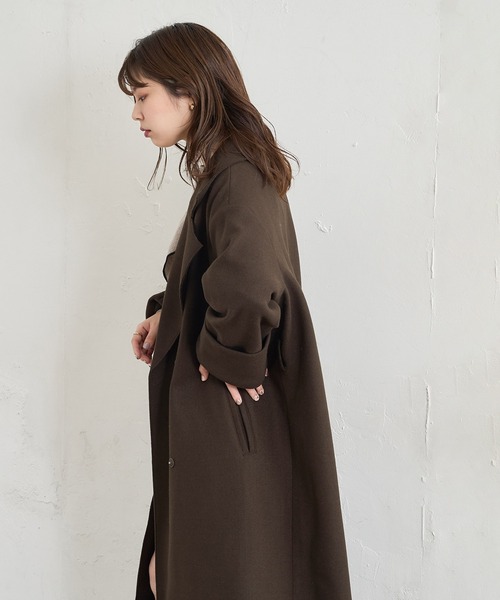 natural couture(ナチュラルクチュール)の「着流しテーラードコート(チェスターコート・レディース・ブラウン/ピンク/ベージュ/ラベンダー/ライトベージュ・FREE)」の9枚目の写真