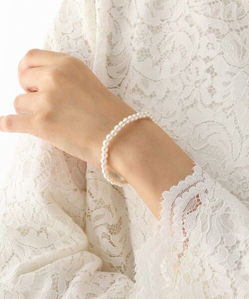 OPAQUE.CLIP(オペークドットクリップ)の「◆3WAYガラスパールネックレス(ネックレス・レディース・オフホワイト・00)」の4枚目の写真