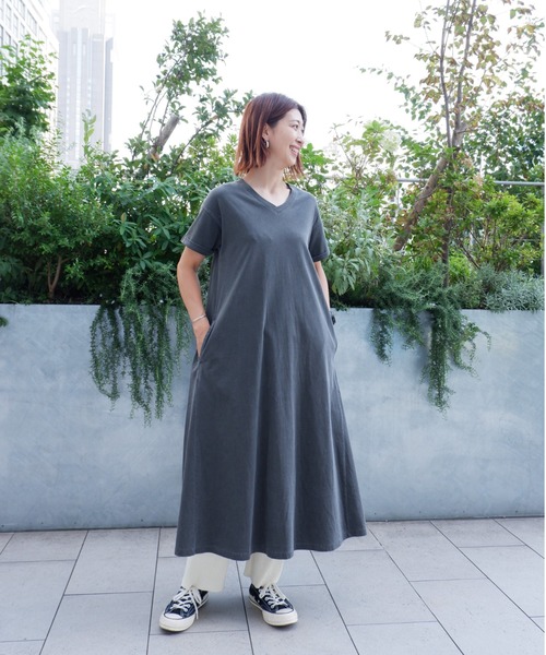 MANASTASH(マナスタッシュ)の「MANASTASH/マナスタッシュ W's PIGMENT FLARE DRESS ウィメンズ ピグメントフレアワンピース(ワンピース・レディース・ブラック/ベージュ/グリーン・MEDIUM)」の1枚目の写真