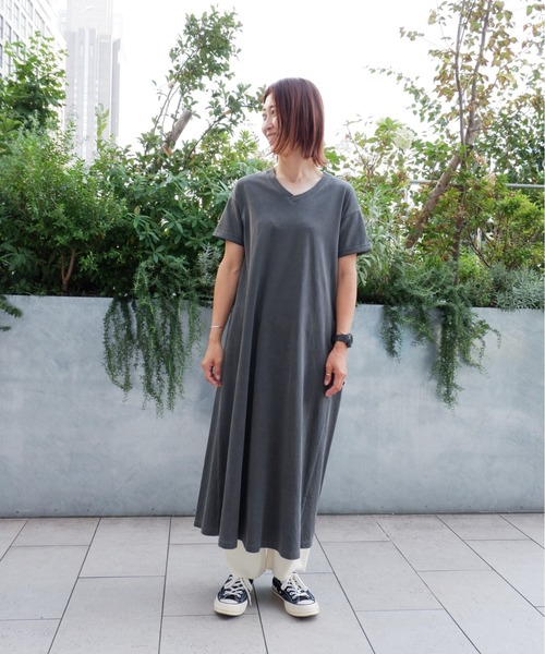 MANASTASH(マナスタッシュ)の「MANASTASH/マナスタッシュ W's PIGMENT FLARE DRESS ウィメンズ ピグメントフレアワンピース(ワンピース・レディース・ブラック/ベージュ/グリーン・MEDIUM)」の4枚目の写真