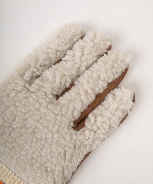 UNIVERSAL OVERALL（ユニバーサルオーバーオール）の「【79】【UNIVERSAL OVERALL/ユニバーサルオーバーオール】ブランドロゴ ボア切替えグローブ/ スマートフォン対応/手袋/防寒（手袋・メンズ・ブラウン/アイボリー/ブラック/グレー/アイボリー系/ブラウン系/グレー系1/グレー系/ブラック系・FREE）」の16枚目の写真