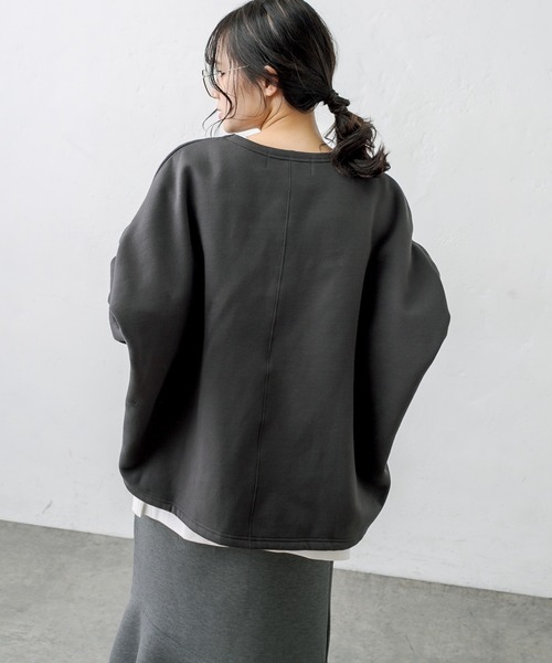 PUAL CE CIN（ピュアルセシン）の「裏起毛袖ボリュームBIGプルオーバー（スウェット・レディース・チャコールグレー/ベージュ/グレイッシュベージュ・FREE）」の13枚目の写真