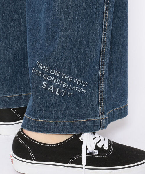 AVIREX（アヴィレックス）の「【Women's】TYPE BLUE WIDE DENIM PANTS/ タイプブルー ワイドデニムパンツ（デニムパンツ・レディース・ホワイト/その他/ブルー系その他・SMALL/MEDIUM）」の11枚目の写真