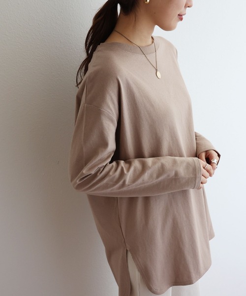 andme(アンドミー)の「USAコットン裏微起毛オーバーサイズ長袖Tシャツ(Tシャツ/カットソー・レディース・ブラック/ベージュ/オフホワイト/チャコールグレー/キナリ・M/S)」の8枚目の写真