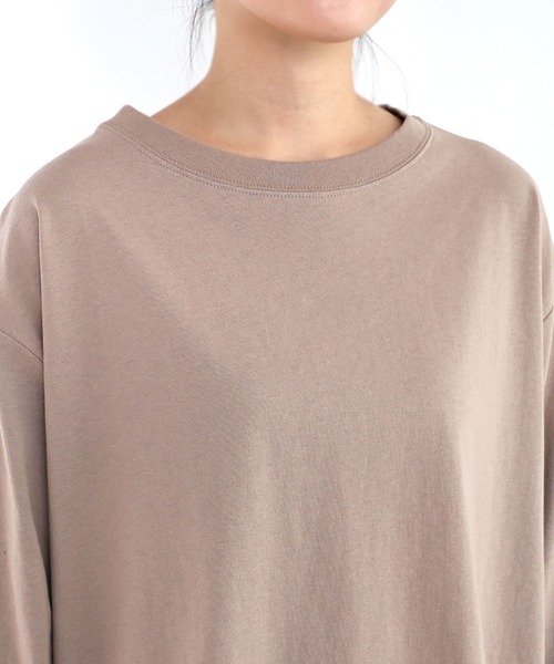 andme(アンドミー)の「USAコットン裏微起毛オーバーサイズ長袖Tシャツ(Tシャツ/カットソー・レディース・ブラック/ベージュ/オフホワイト/チャコールグレー/キナリ・M/S)」の20枚目の写真