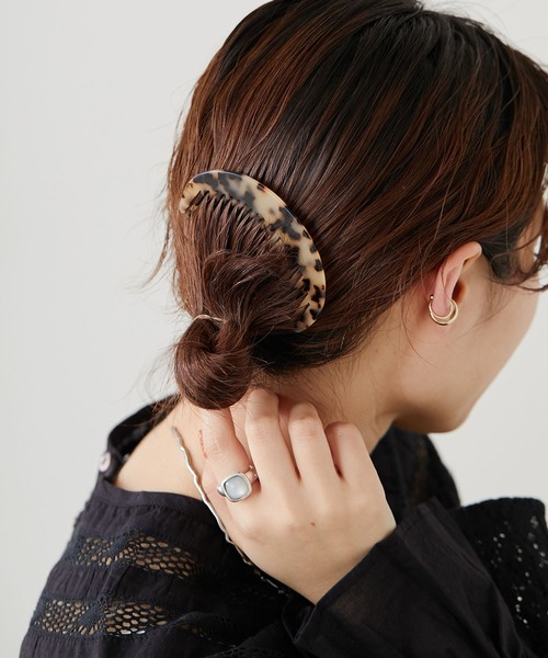 CIAOPANIC TYPY（チャオパニックティピー）の「lilマーブルヘアコーム（その他ヘアアクセサリー・レディース・イエロー/ベージュ/グレー・ONE SIZE）」の2枚目の写真