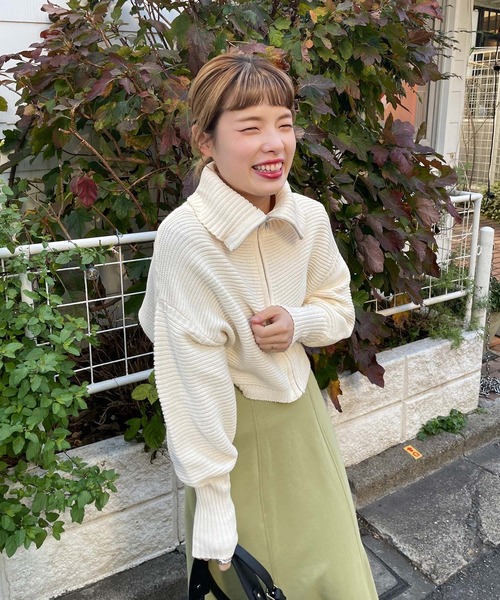 w closet（ダブルクローゼット）の「スタンドネックZIPカーディガン（カーディガン/ボレロ・レディース・オフホワイト/オレンジ/グリーン・FREE）」の18枚目の写真