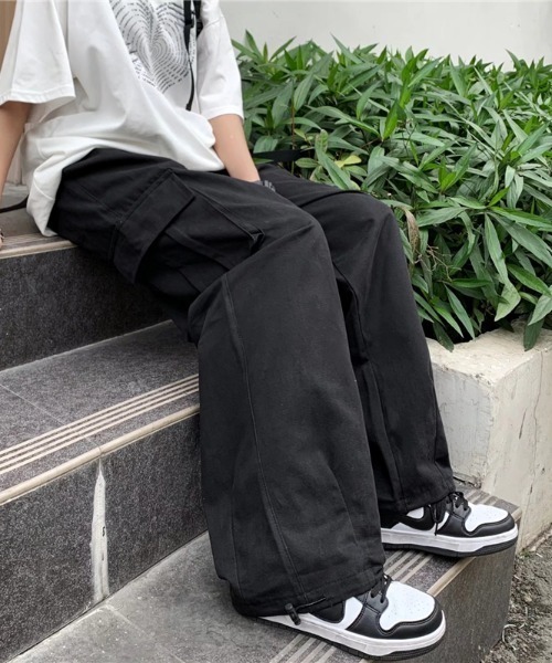 MGV（エムジーヴィー）の「サイドポケット2WAYワイドカーゴパンツ（カーゴパンツ・メンズ・カーキ/ベージュ/ブラック・MEDIUM/LARGE/X-LARGE）」の12枚目の写真