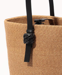 TOMORROWLAND （トゥモローランド）の「KAMARO'AN Koreng バケット