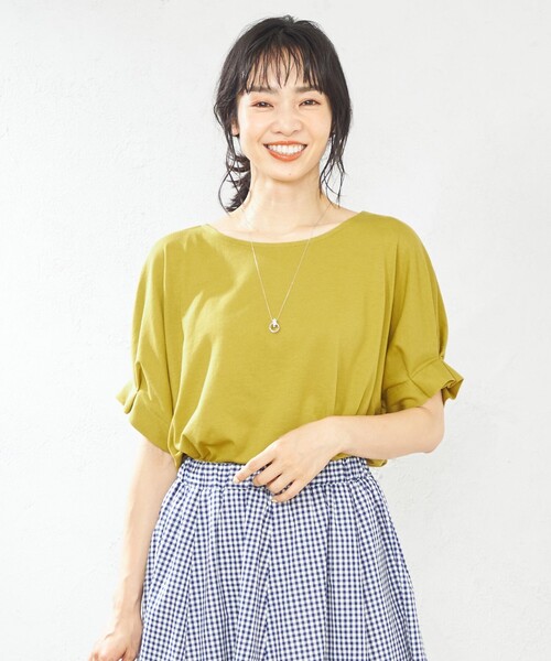 ANY(エニィ)の「【接触冷感・UVケア】ドルマンスリーブ Tブラウス(Tシャツ/カットソー・レディース・グリーン系/ブラック系/アイボリー系1/ライトグレー系/ブルー系/アイボリー系/オールドローズ系/ブラウン系/グレー系/ピーコックグリーン系/レッド系/ライトイエロー系/ダークブラウン系・3/2)」の11枚目の写真