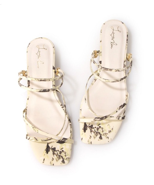 Launa lea(ラウナレア)の「スクエアトゥストラップサンダル(0477)(サンダル・レディース・ピンク/イエロー/ライトベージュ/ブラック/ライトブルー・LL/M/S/L)」の6枚目の写真