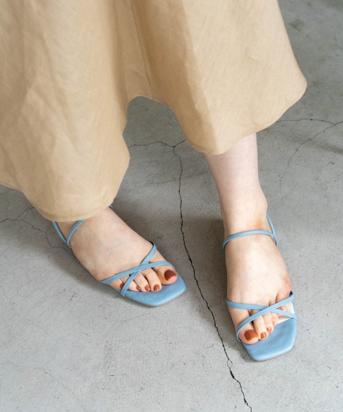 Launa lea(ラウナレア)の「スクエアトゥストラップサンダル(0477)(サンダル・レディース・ピンク/イエロー/ライトベージュ/ブラック/ライトブルー・LL/M/S/L)」の15枚目の写真