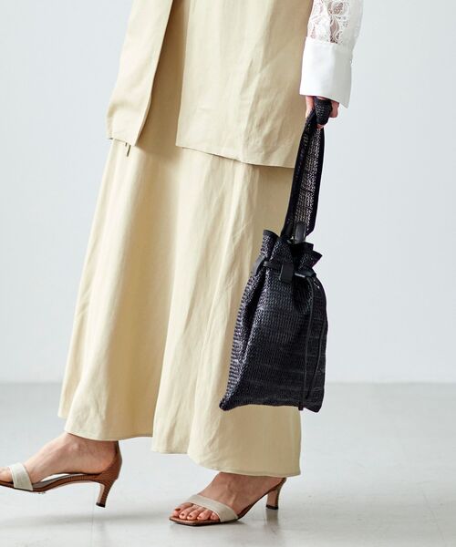 le.coeur blanc（ルクールブラン）の「メッシュナイロンドロストリングバッグ（ショルダーバッグ・レディース・ブラック/ベージュ・FREE）」の9枚目の写真