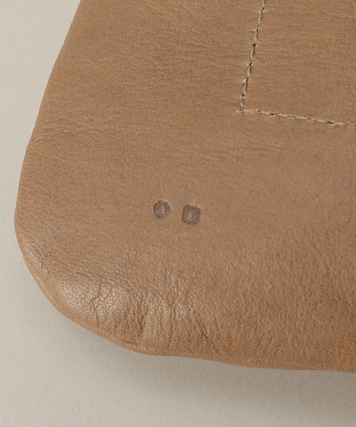 JOURNAL STANDARD（ジャーナルスタンダード）の「【ARTS&CRAFTS /アーツアンドクラフツ】VEGETABLE HORSE ショルダーバッグ（ショルダーバッグ・メンズ・ブラック/ベージュ・FREE）」の9枚目の写真