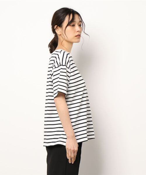 Te chichi（テチチ）の「刺繍ロゴTシャツ（Tシャツ/カットソー・レディース・ブラック/ネイビー/オフホワイト・ﾌﾘ-）」の5枚目の写真